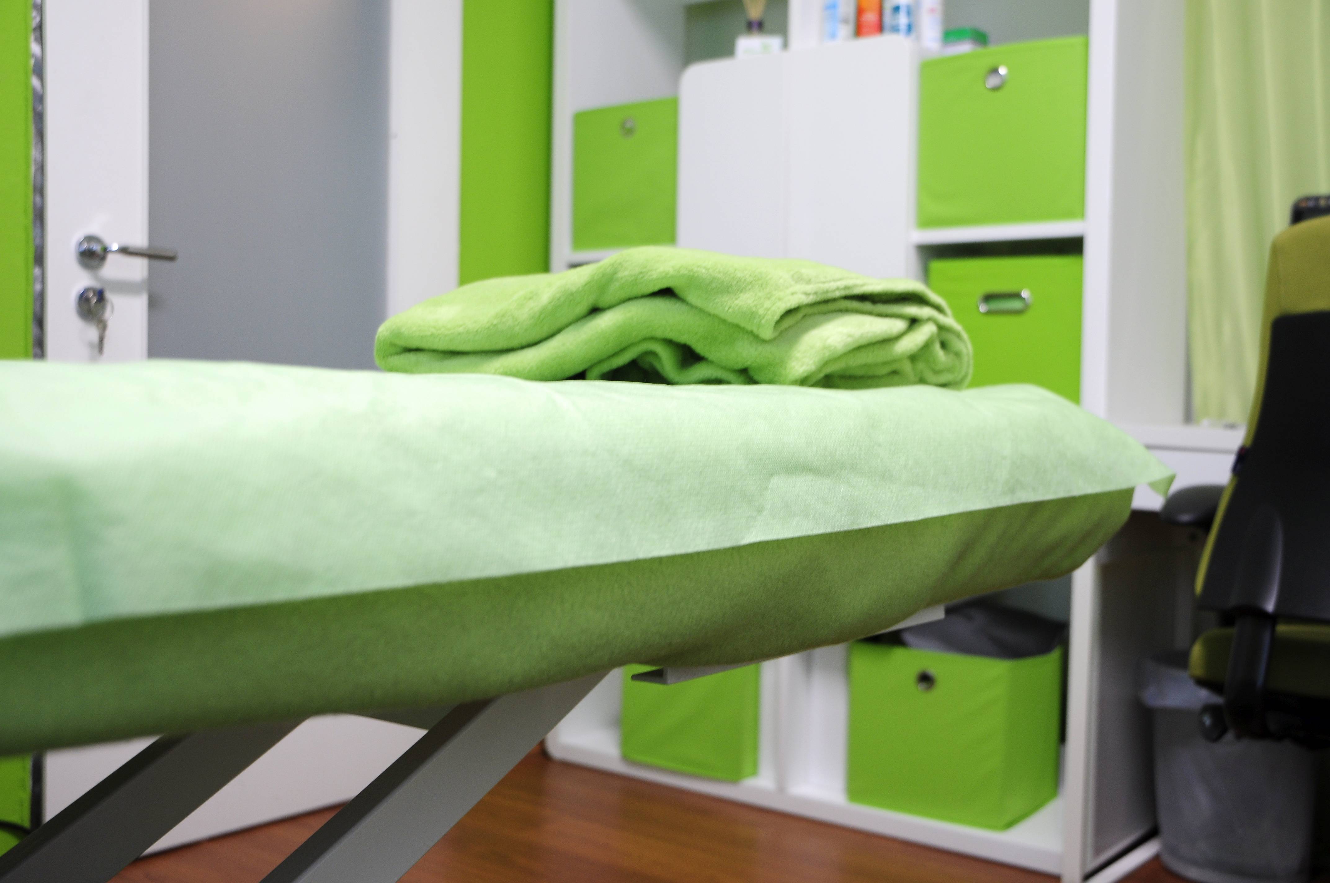 Die Liege in meinem Suggaring-Studio